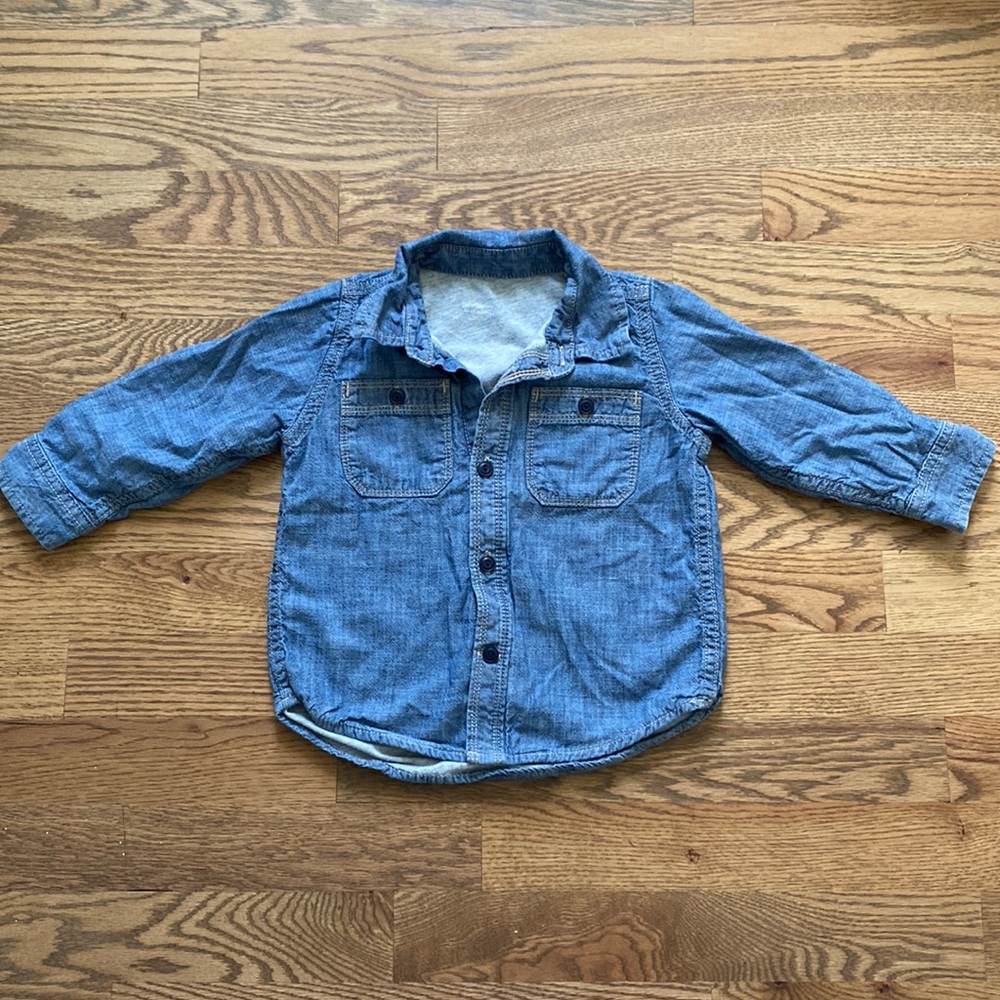 Baby Gap 18-24mo Fully Lined Chambray Button-down long-sleeved shirt